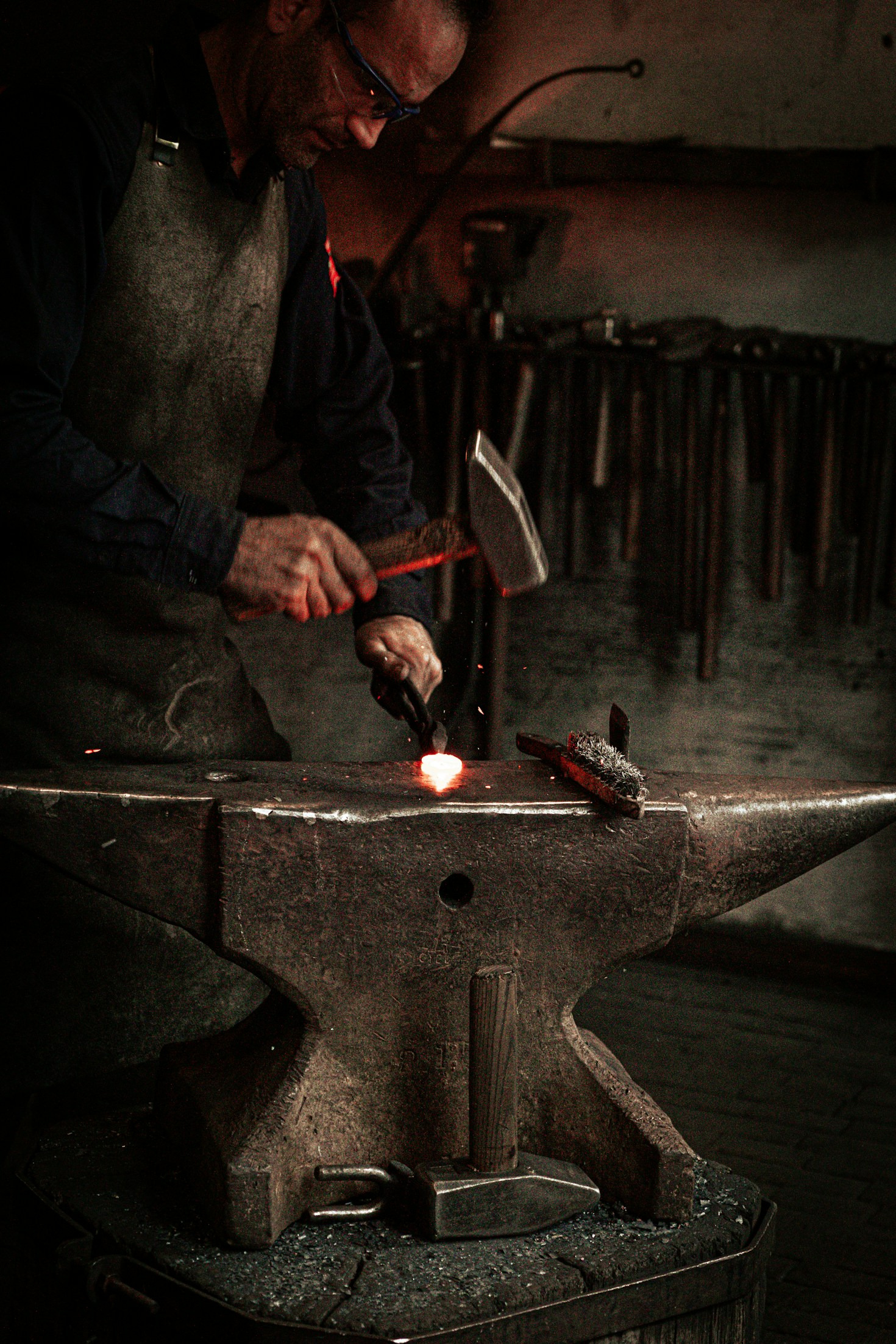 Refreshing Your Living Space With Metal